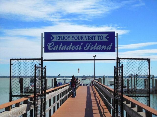 7 ELGIN PLACE 202, Dunedin, FL 34698