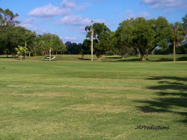 7 ELGIN PLACE 202, Dunedin, FL 34698