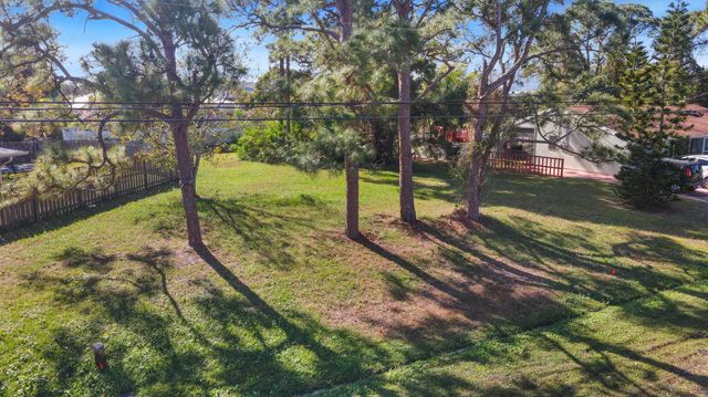 114 SW Evans Avenue, Port St Lucie, FL 34984