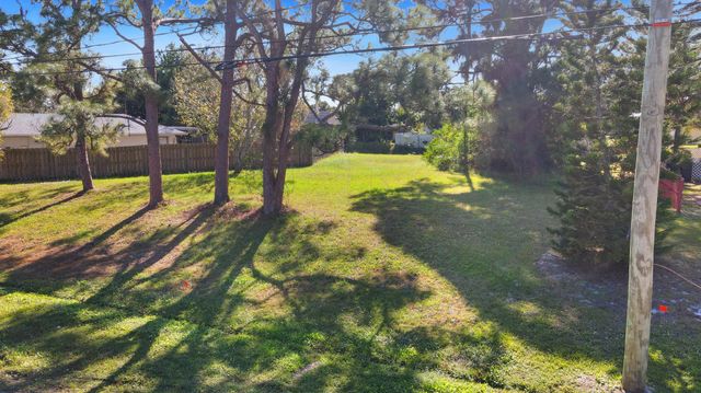 114 SW Evans Avenue, Port St Lucie, FL 34984