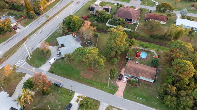 114 SW Evans Avenue, Port St Lucie, FL 34984