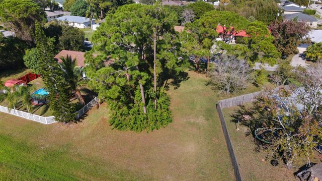 114 SW Evans Avenue, Port St Lucie, FL 34984