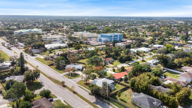 114 SW Evans Avenue, Port St Lucie, FL 34984