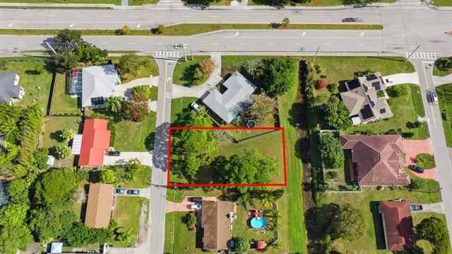 114 SW Evans Avenue, Port St Lucie, FL 34984