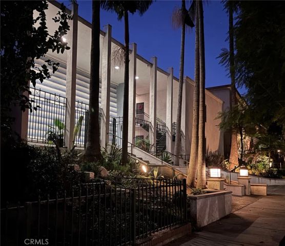 1255 N Harper Avenue 7, West Hollywood, CA 90046