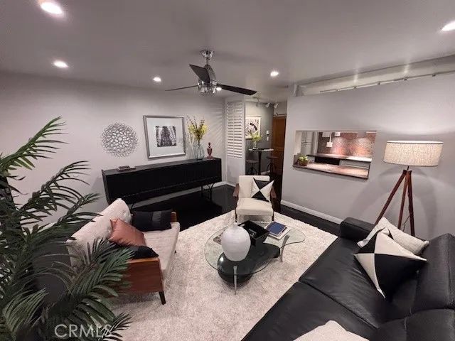 1255 N Harper Avenue 7, West Hollywood, CA 90046