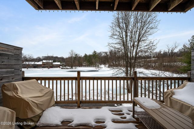 6400 Marina Dr, Prospect, KY 40059