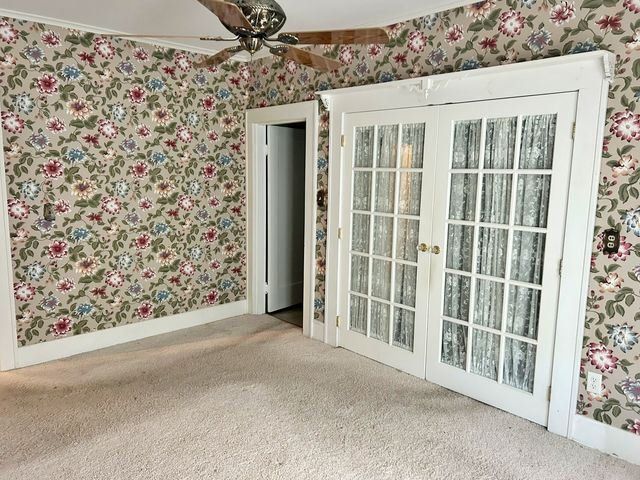 117 W Logan Street, Harrisburg, IL 62946