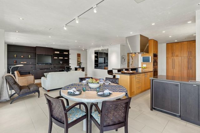 177 19th St 10E, Oakland, CA 94612