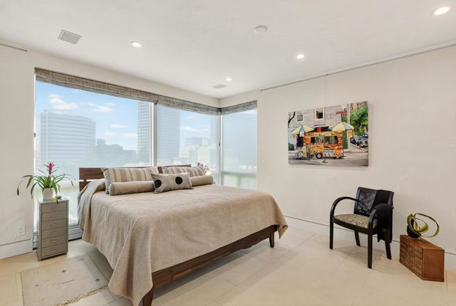 177 19th St 10E, Oakland, CA 94612