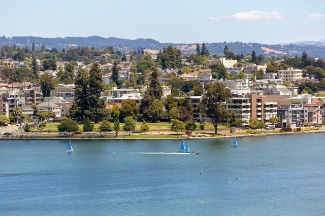 177 19th St 10E, Oakland, CA 94612