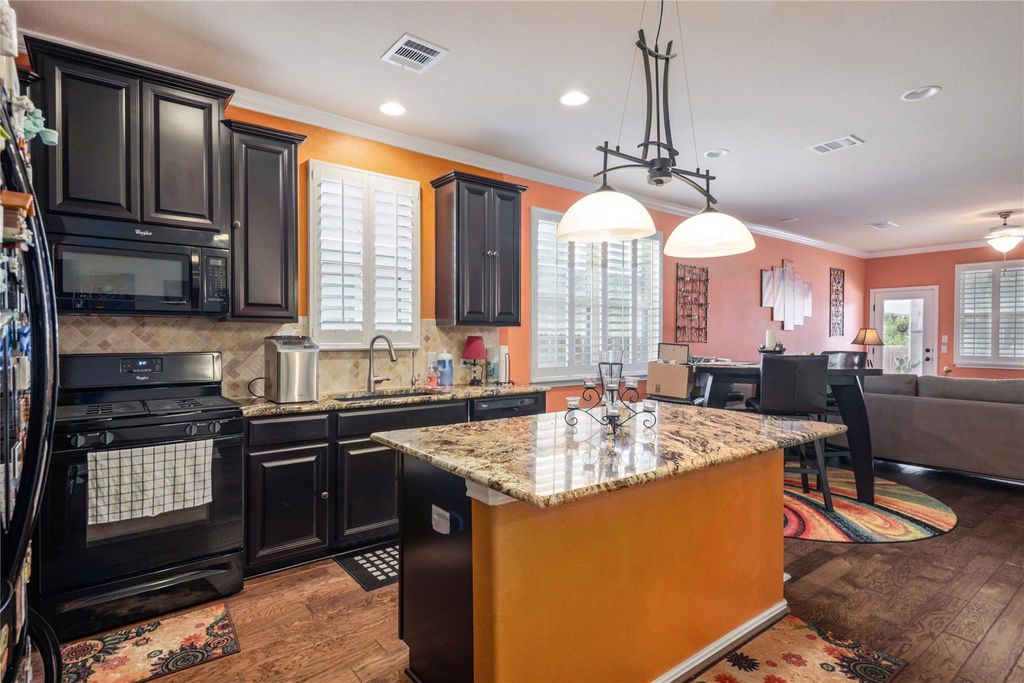 133 Camden CV, Buda, TX 78610