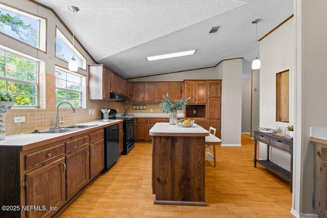 54086 HELLER Road, Callahan, FL 32011