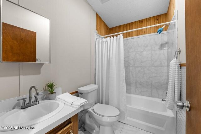 54086 HELLER Road, Callahan, FL 32011