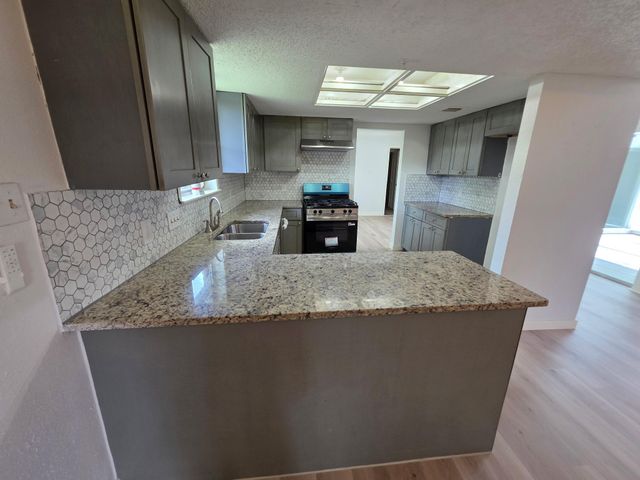 7507 Hablo Drive, Houston, TX 77083
