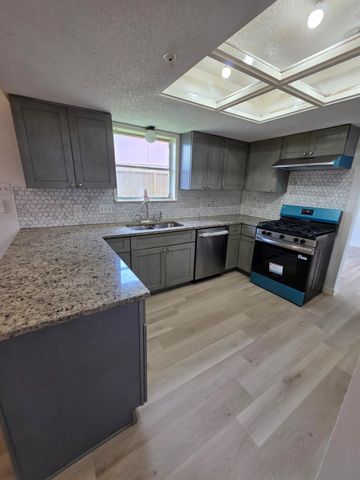 7507 Hablo Drive, Houston, TX 77083