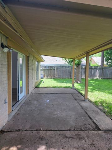 7507 Hablo Drive, Houston, TX 77083