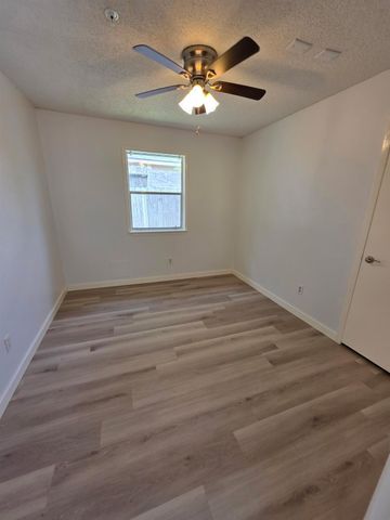 7507 Hablo Drive, Houston, TX 77083