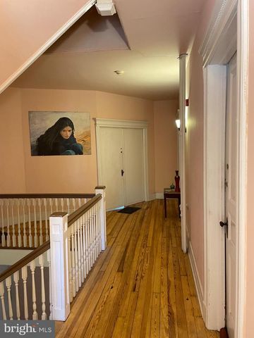 105 W TULPEHOCKEN, Philadelphia, PA 19144