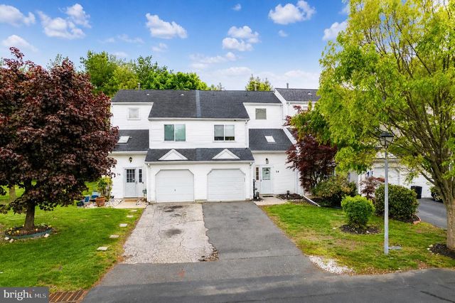 34 SAFFRON DR, Lumberton, NJ 08048