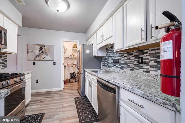 34 SAFFRON DR, Lumberton, NJ 08048