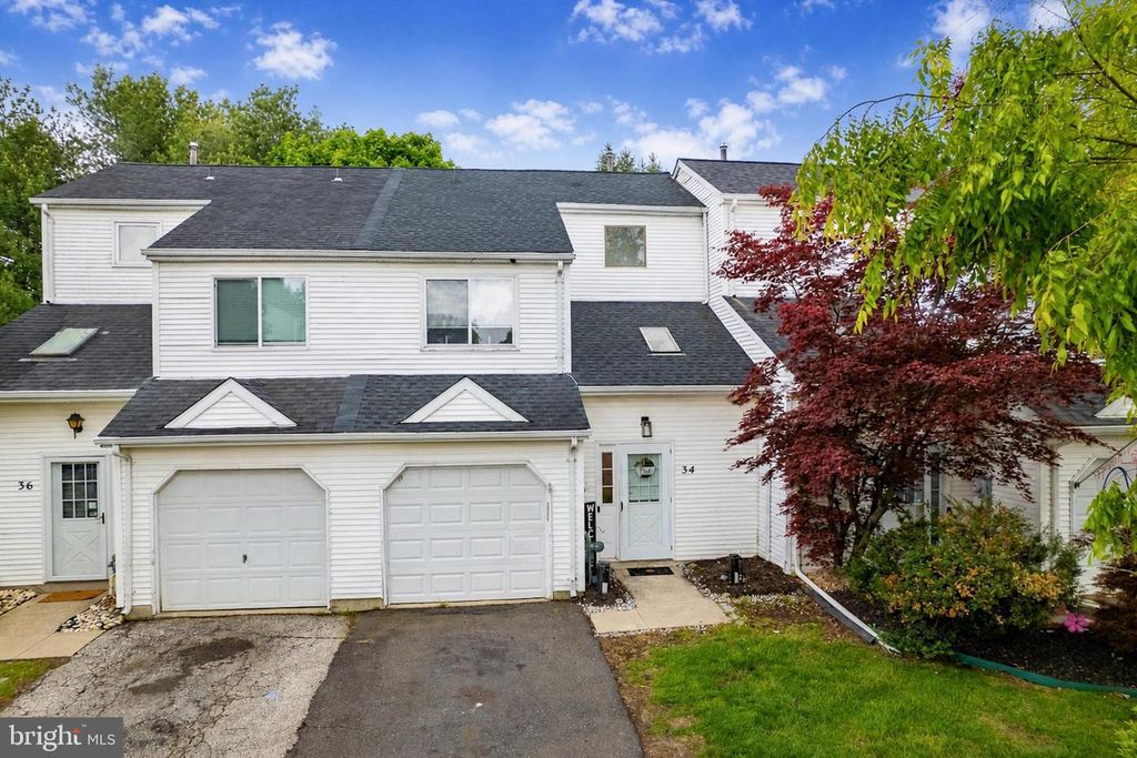 34 SAFFRON DR, Lumberton, NJ 08048