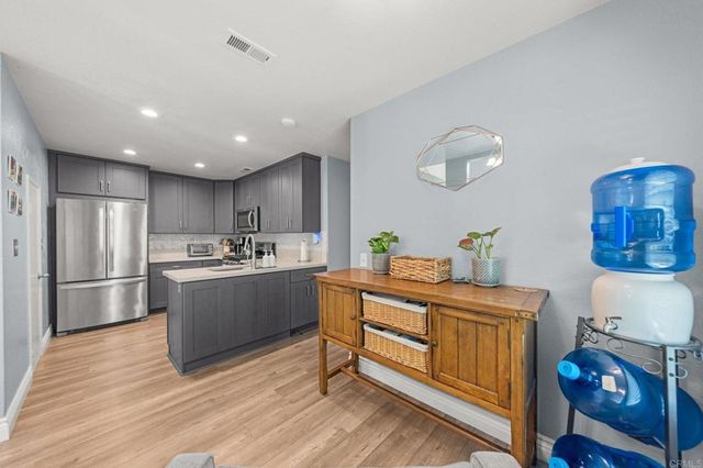 338 Ferrara Way, Vista, CA 92083