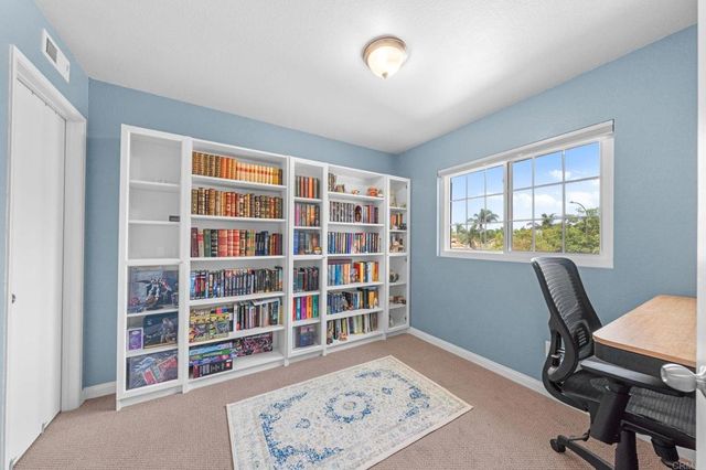 338 Ferrara Way, Vista, CA 92083