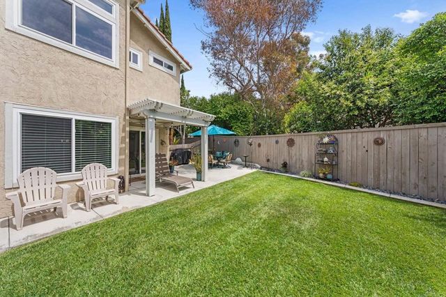 338 Ferrara Way, Vista, CA 92083
