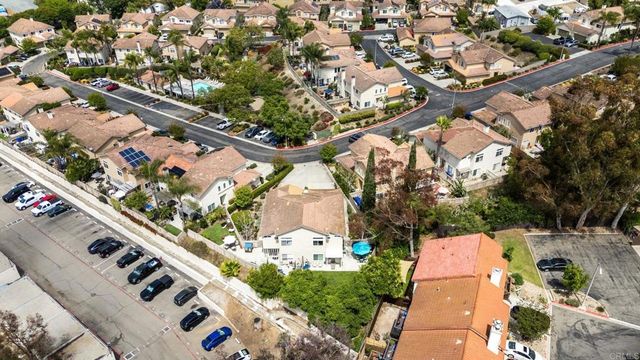 338 Ferrara Way, Vista, CA 92083