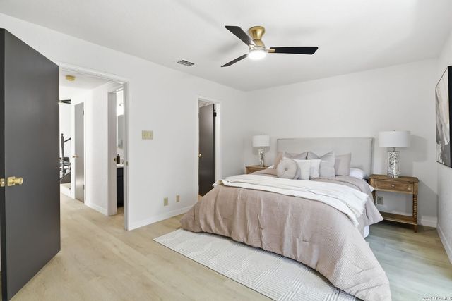 1407 BROOK MDW, San Antonio, TX 78232