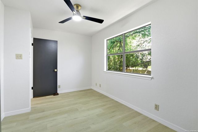 1407 BROOK MDW, San Antonio, TX 78232