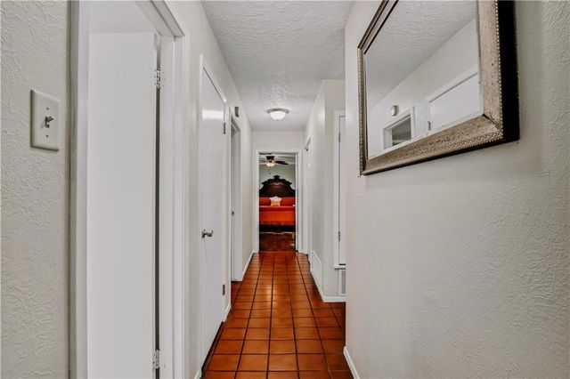 506 Greenway Dr, Corpus Christi, TX 78412
