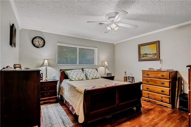 506 Greenway Dr, Corpus Christi, TX 78412