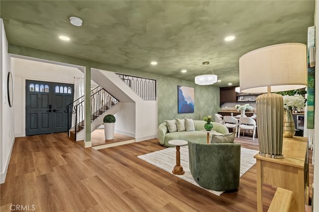 9432 Warbler, Fountain Valley, CA 92708
