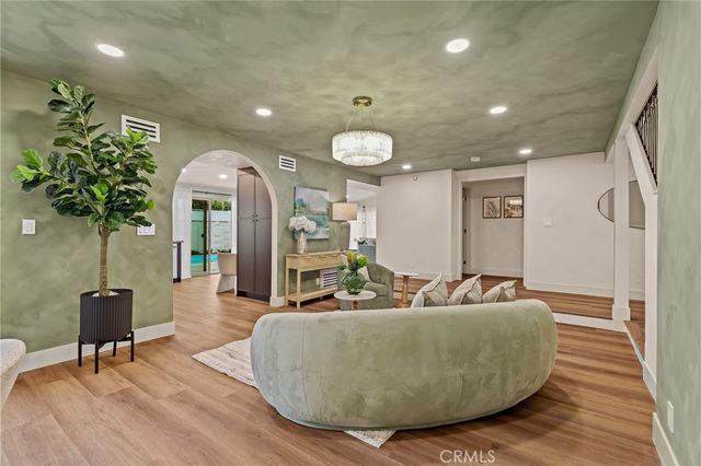 9432 Warbler, Fountain Valley, CA 92708