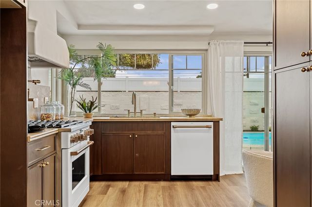9432 Warbler, Fountain Valley, CA 92708