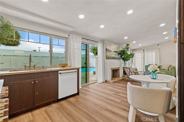 9432 Warbler, Fountain Valley, CA 92708