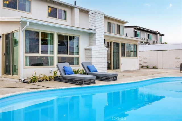 9432 Warbler, Fountain Valley, CA 92708