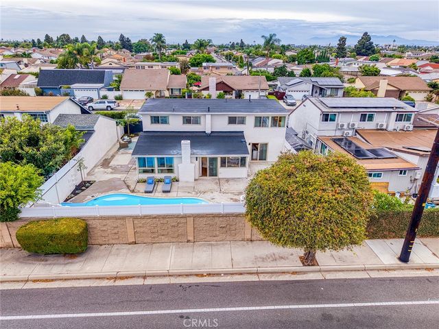 9432 Warbler, Fountain Valley, CA 92708