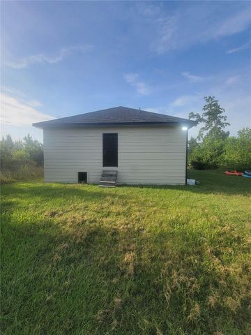 93 Road 5134, Cleveland, TX 77327