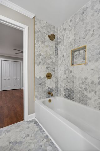 28 Lakeland Dr, Mcminnville, TN 37110