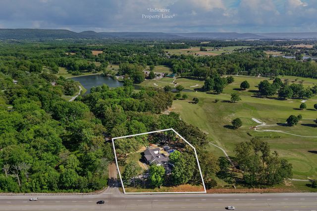 28 Lakeland Dr, Mcminnville, TN 37110