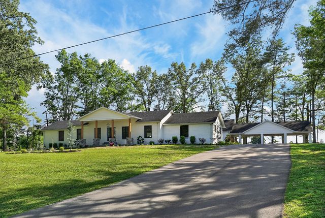 28 Lakeland Dr, Mcminnville, TN 37110