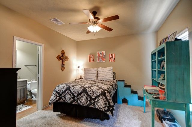 3369 Keefer Loop, College Station, TX 77845