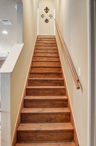 3369 Keefer Loop, College Station, TX 77845