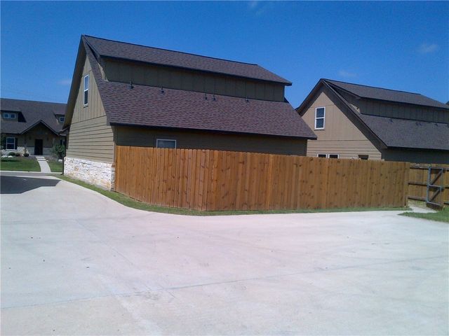 3369 Keefer Loop, College Station, TX 77845