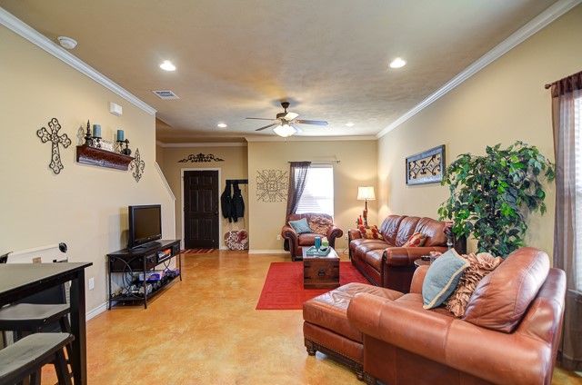 3369 Keefer Loop, College Station, TX 77845