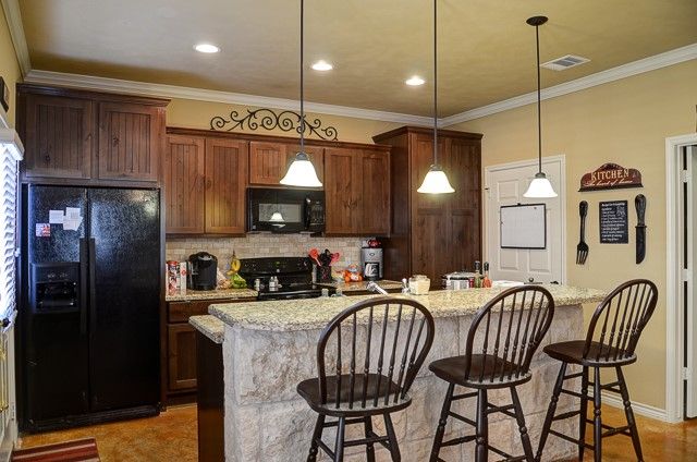 3369 Keefer Loop, College Station, TX 77845