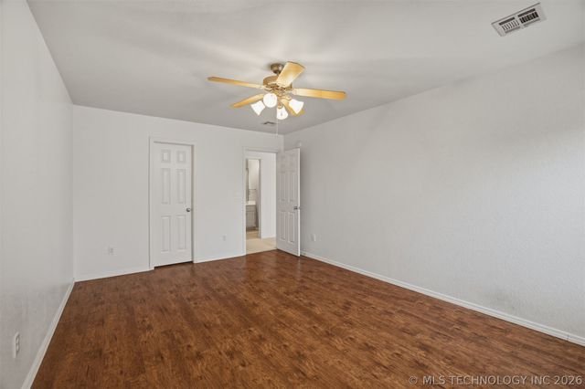 3810 S Palm Avenue, Broken Arrow, OK 74011